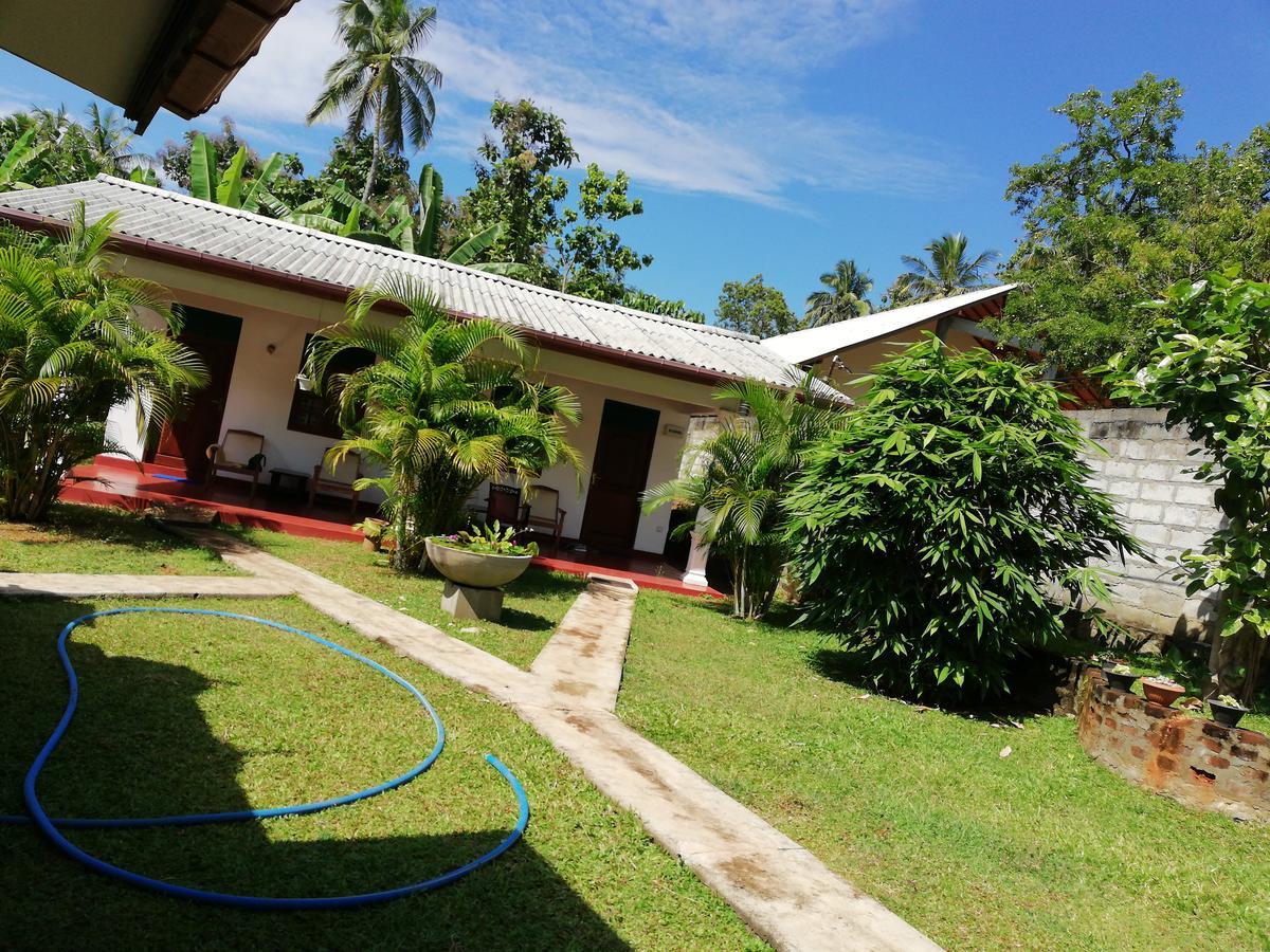 Lal Home Stay Sigiriya Buitenkant foto