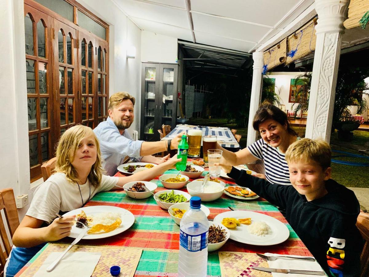 Lal Home Stay Sigiriya Buitenkant foto