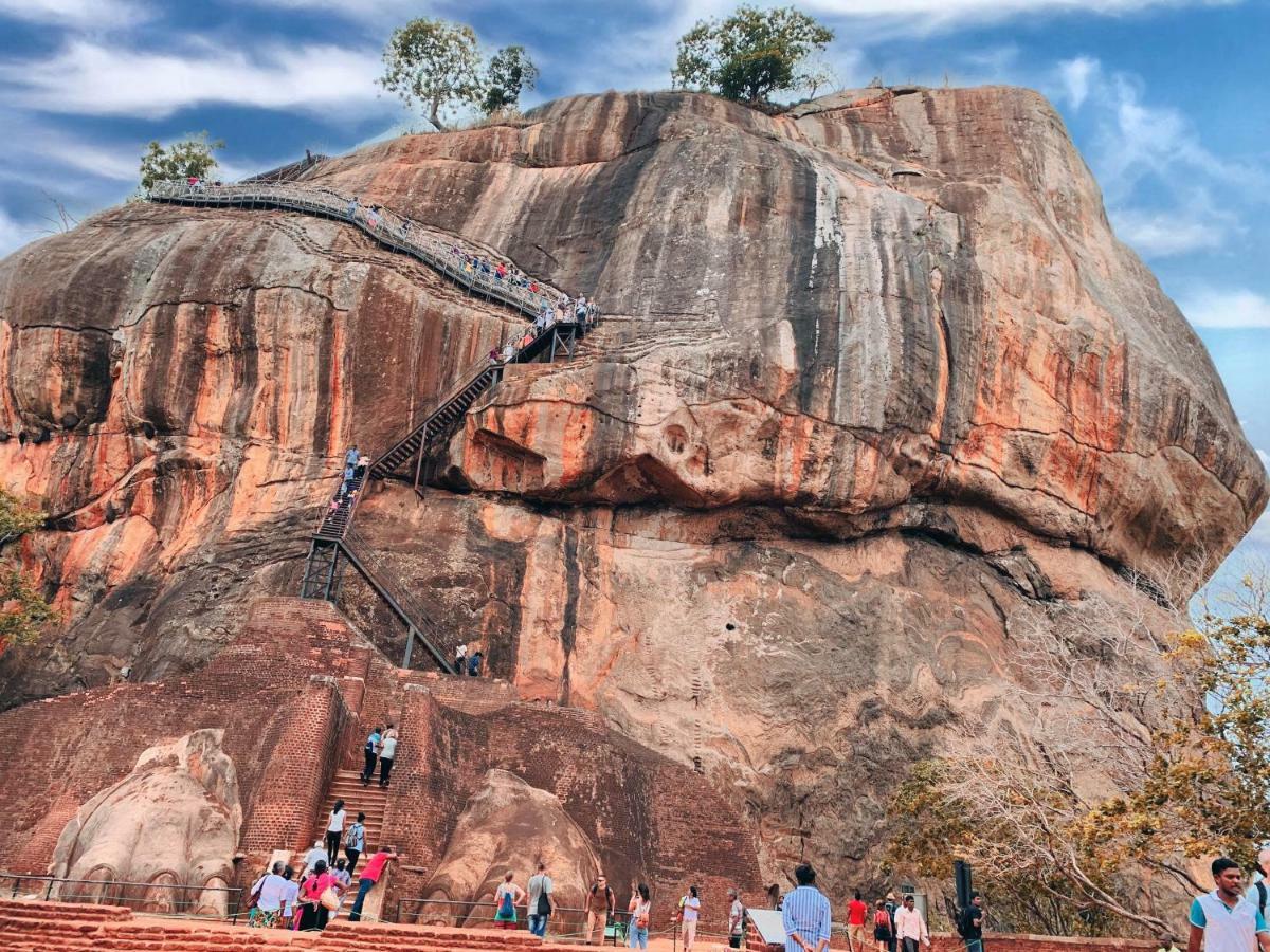 Lal Home Stay Sigiriya Buitenkant foto